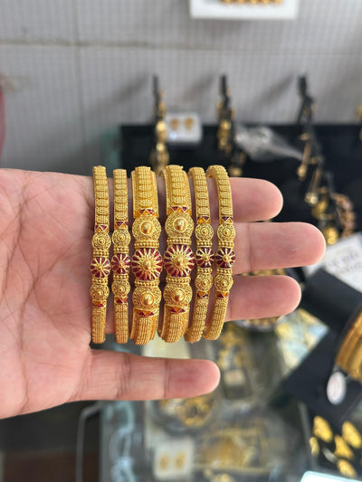BANGLES